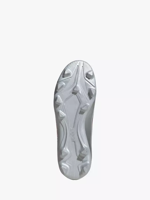 Детские футбольные бутсы F50 Club Лионеля Месси, белые adidas — фото 4