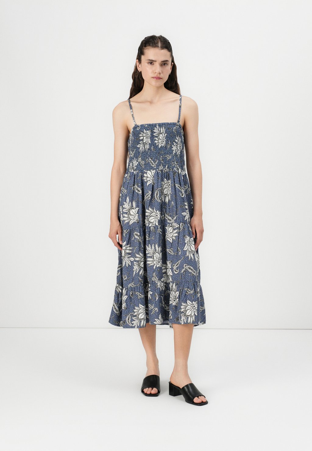 

Повседневное платье ONLZELINA LIFE SMOCK DRESS SKIRT ONLY, цвет Vintage Indigo