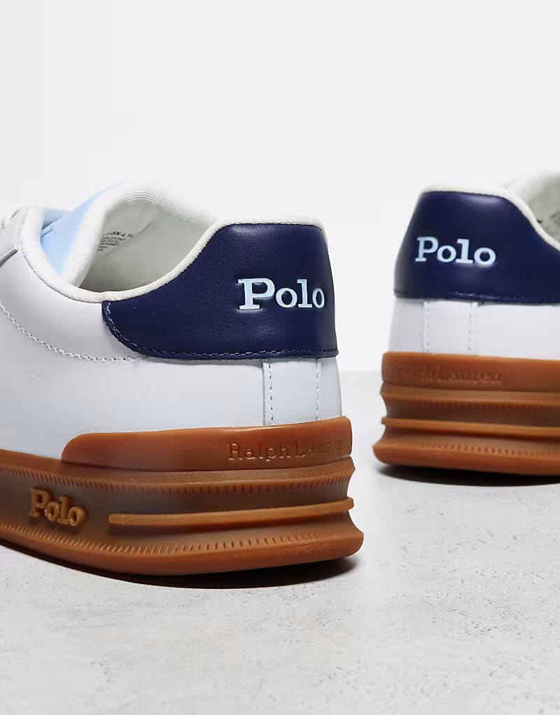 Кроссовки Polo Ralph Lauren Heritage Court Unisex белого цвета с резиновой подошвой и контрастным язычком — фото 2