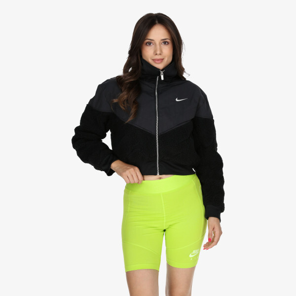 

Спортивная куртка с логотипом Nike, черный