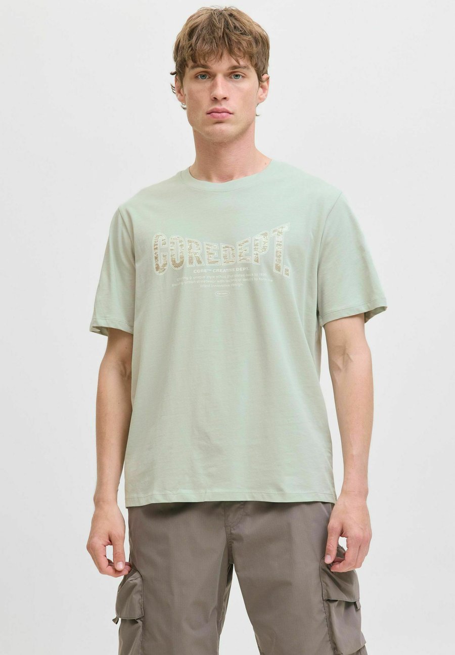 

Футболка Jack & Jones GEDRUCKT RUNDHALSAUSSCHNITT , Aqua Gray/Mint, Зеленый, Футболка Jack & Jones GEDRUCKT RUNDHALSAUSSCHNITT , Aqua Gray/Mint