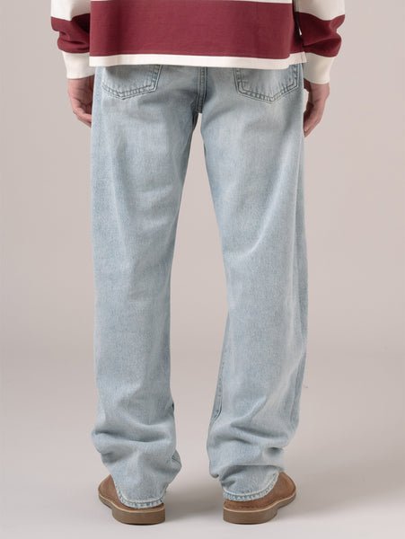 Джинсы прямого кроя 555 свободного кроя, светло-индиговый цвет Levi's, Light Indigo - Worn In — фото 3
