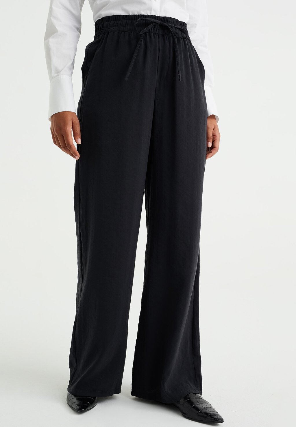 

Брюки RELAXED FIT WE Fashion, цвет black