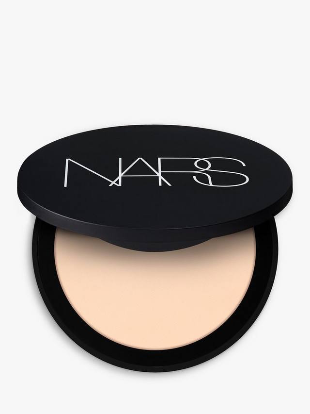 

Матирующая пудра Soft Matte Advanced для идеального тона NARS, Cove