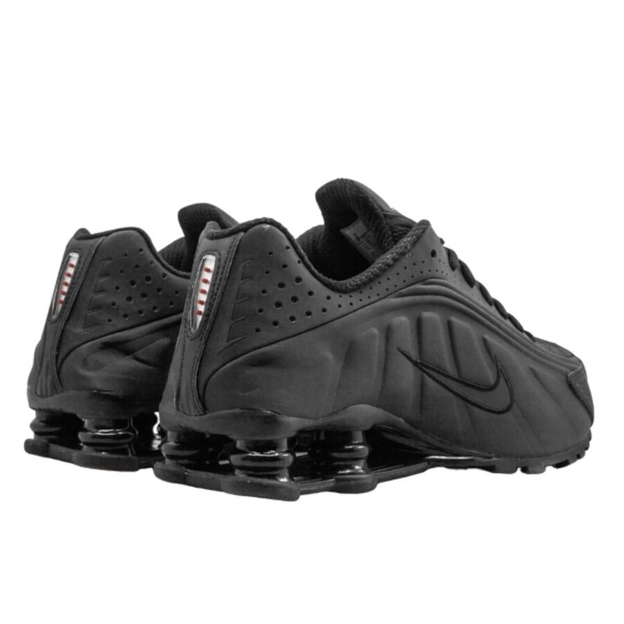 NIKE Черные кроссовки Shox R4 — фото 3