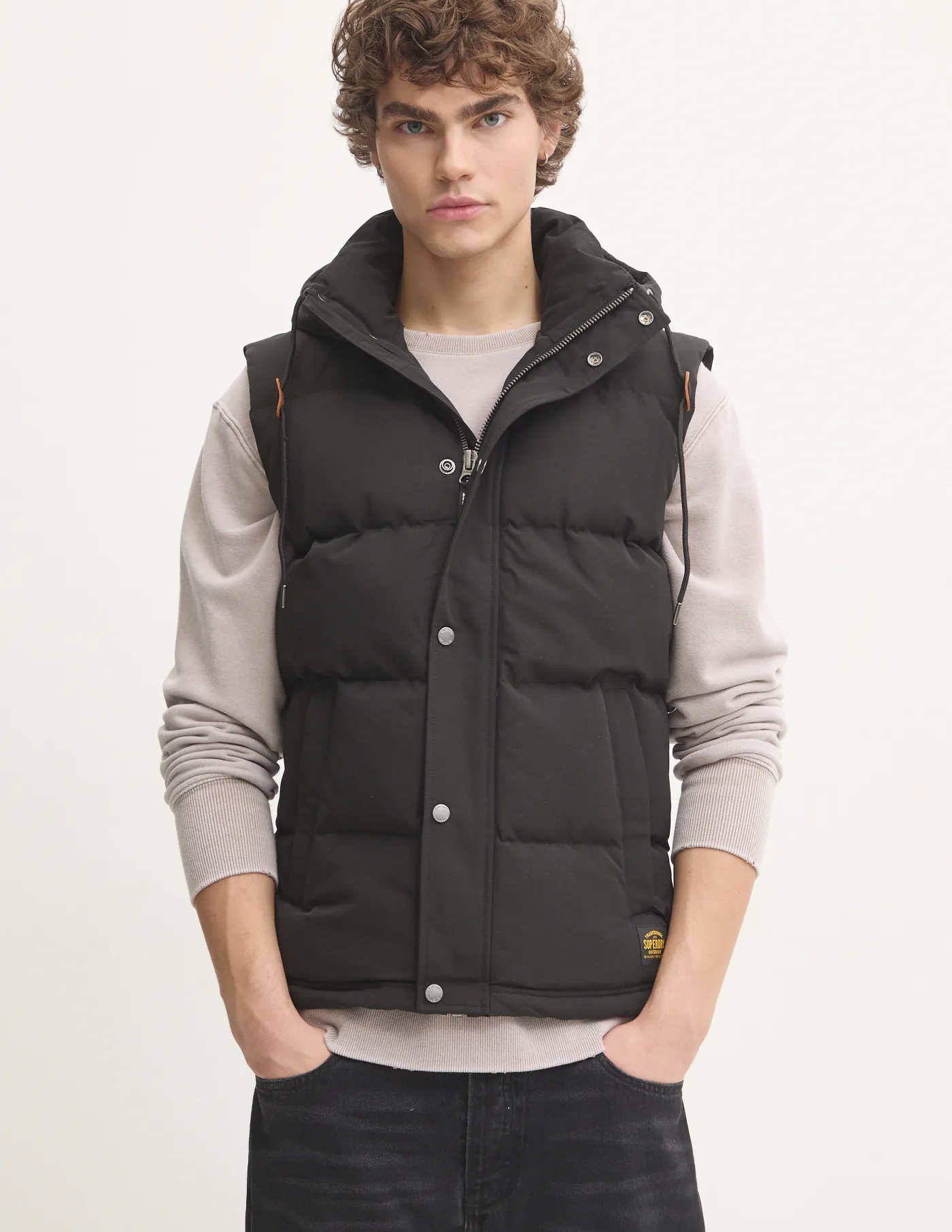 

Жилет Superdry, черный