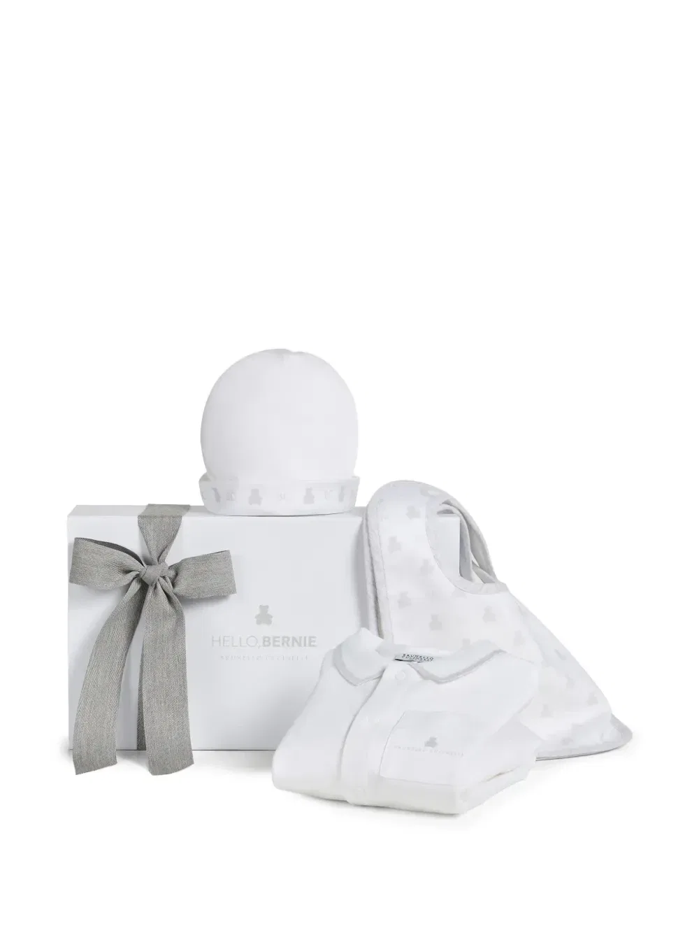 Комплект Baby Bernie из комбинезона, шапки и нагрудника Brunello Cucinelli Kids, белый — фото 3
