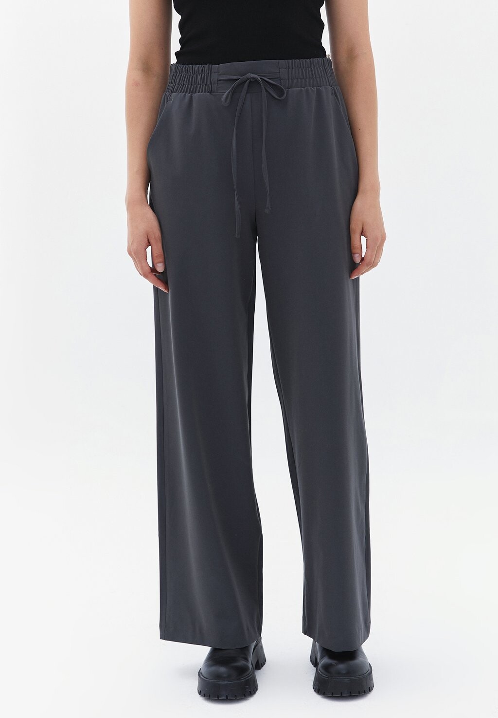 

Брюки HIGH RISE OXXO, цвет Mottled Black