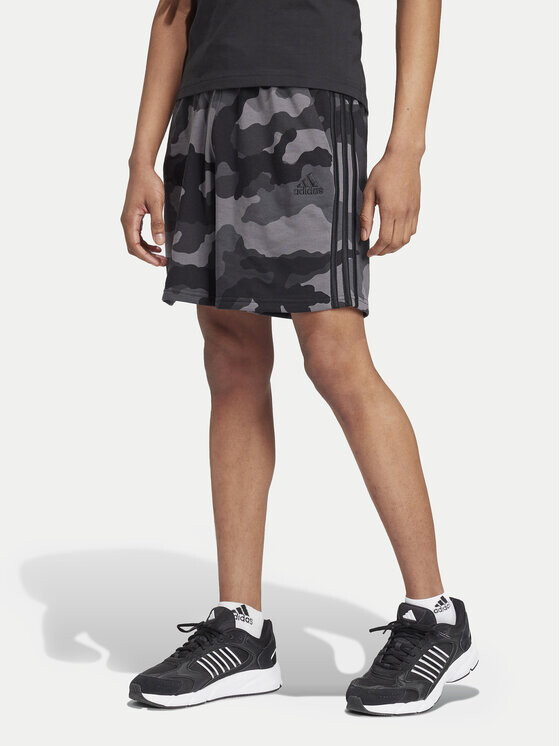 

Спортивные шорты regular fit Adidas, серый