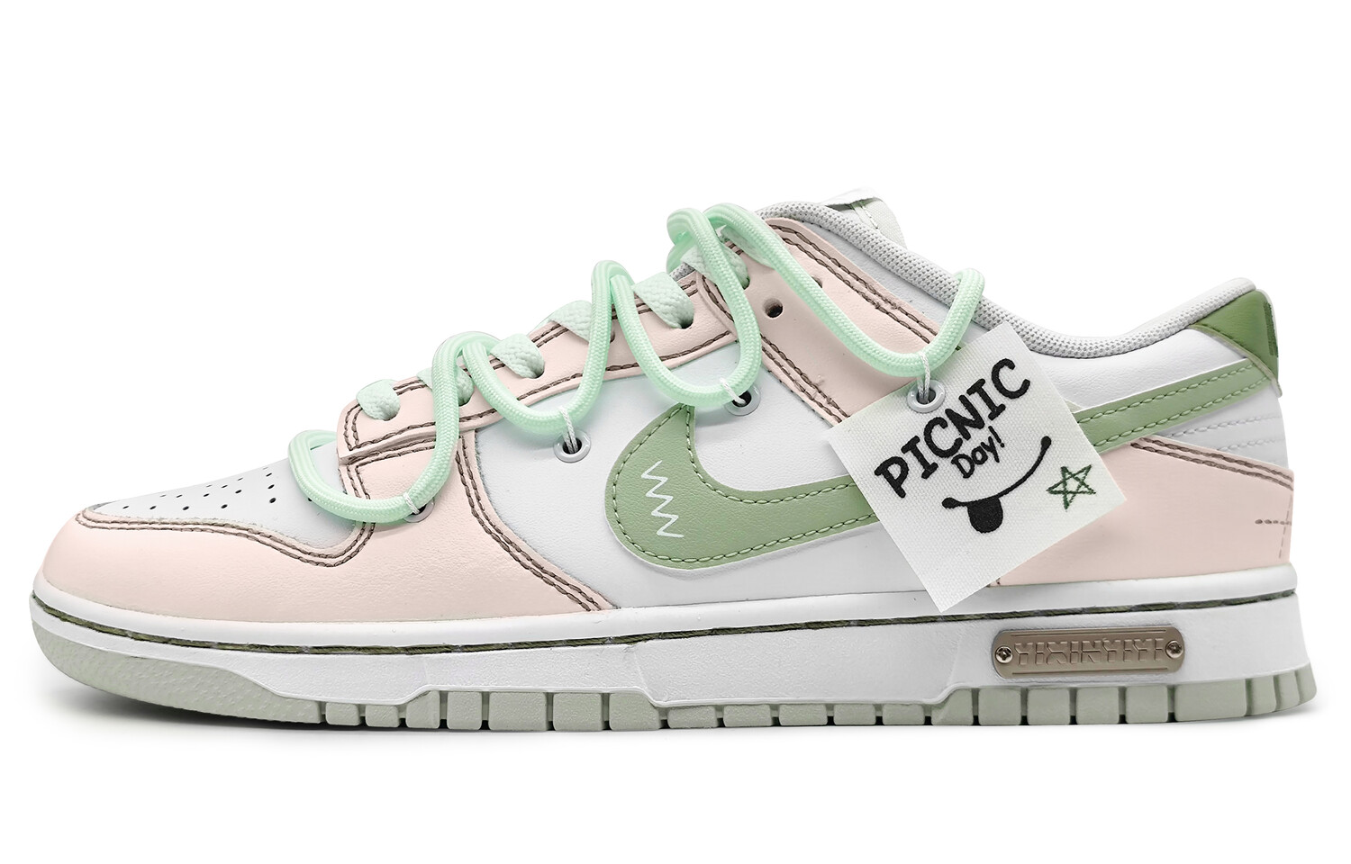 

Кроссовки Nike Dunk Skateboard Shoes Women's Low-Top White