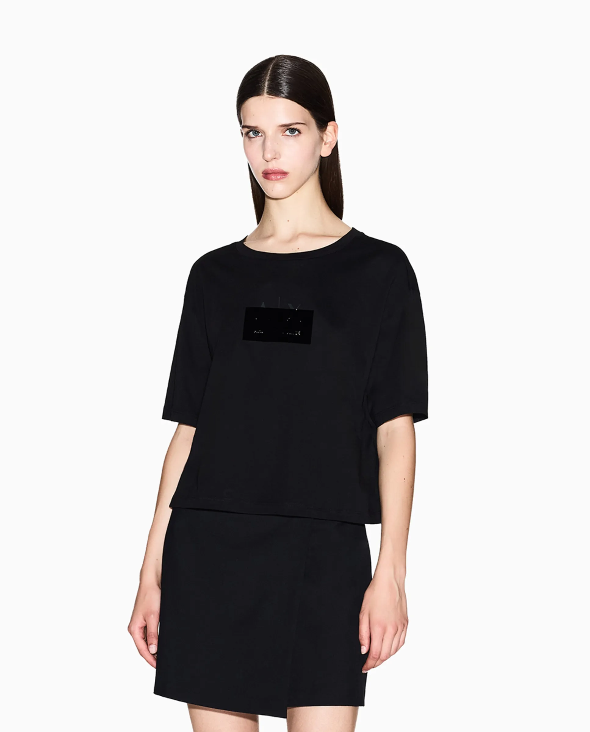 

Женская футболка с короткими рукавами кроп Armani Exchange, черный