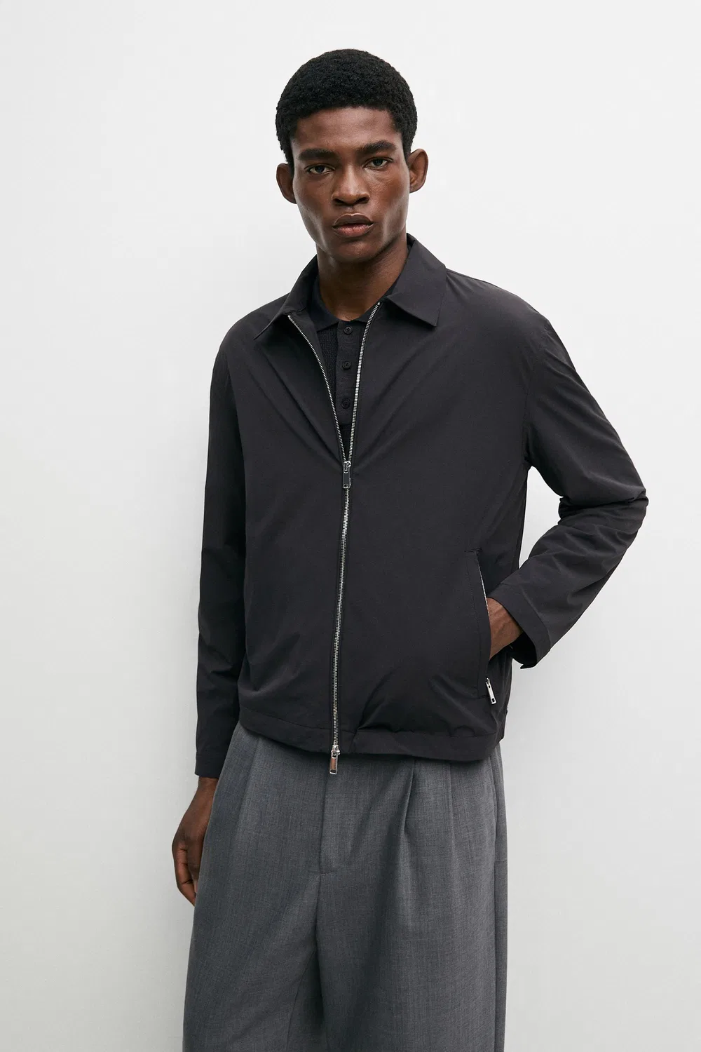 Куртка Massimo Dutti, легкая и короткая, темно-синяя — фото 2