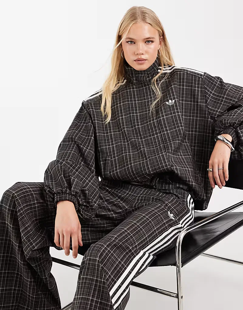 Спортивные брюки Adidas Originals в клетку, ночной коричневый — фото 2