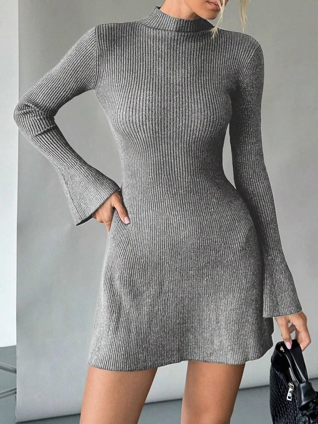 Женское короткое платье с водолазкой и длинным рукавом, Grey — фото 4