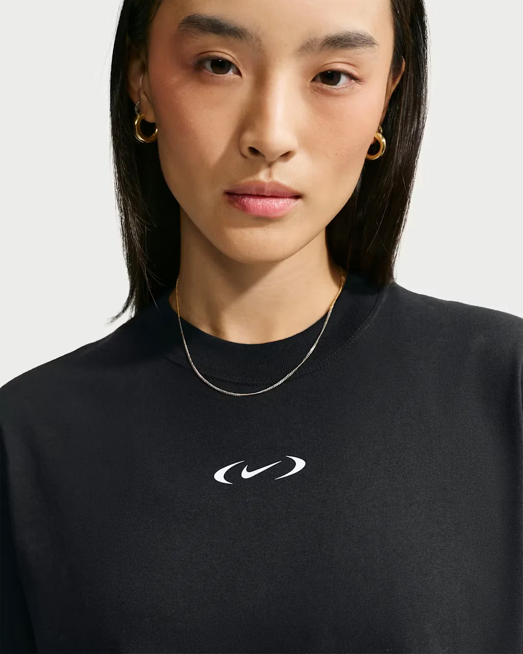 Женская свободная футболка Nike Sportswear Classic, Black — фото 3