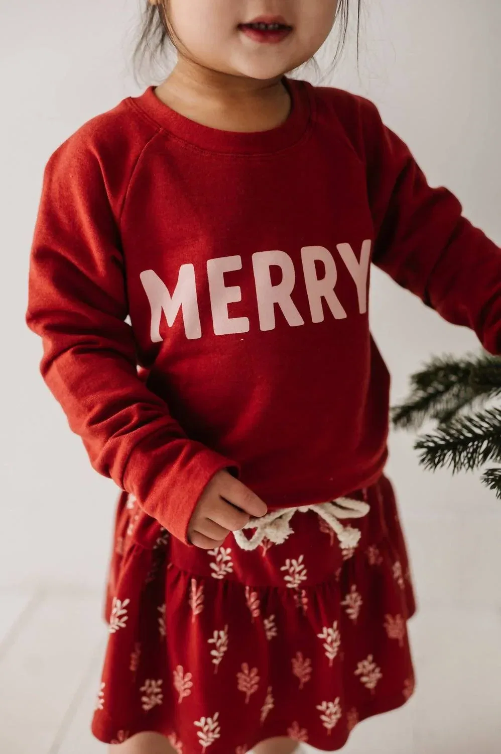Детский свитшот с принтом Merry Berry babysprouts, красный — фото 2