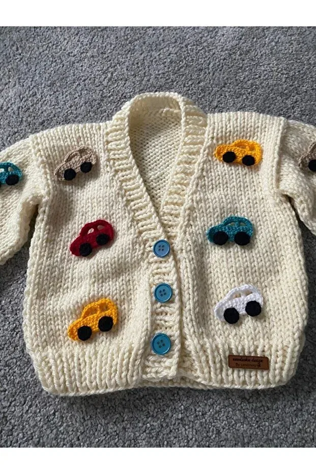 Детский кардиган для мальчиков с принтом Hand knitted boy's cardigan with car detail Nevalin, Ecru — фото 4
