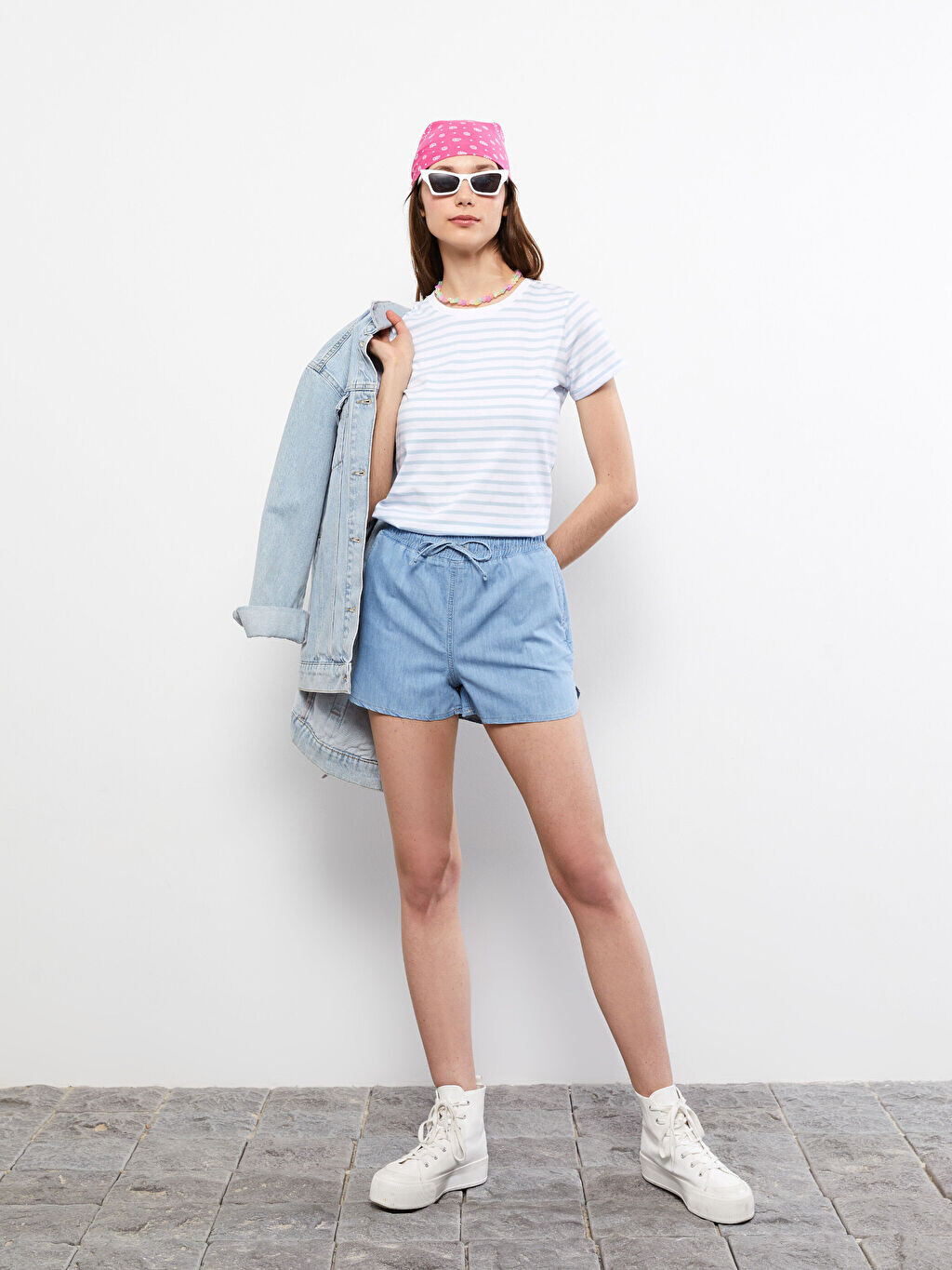 

Джинсовые шорты прямого кроя с эластичной талией для женщин LCW Jeans