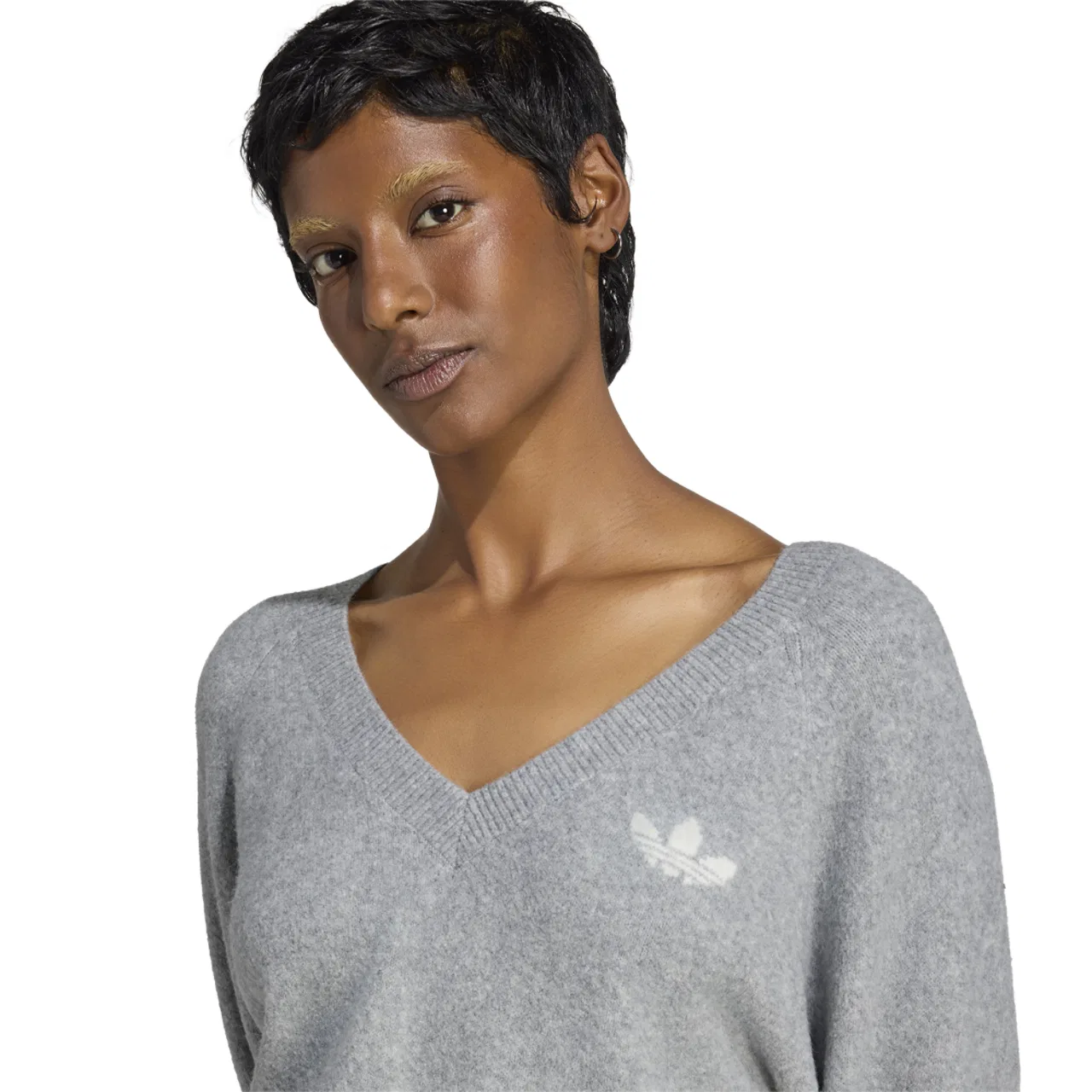 Женский свитшот с V-образным вырезом Essentials Knit V-Neck Sweatshirt adidas, Medium Grey Heather — фото 3