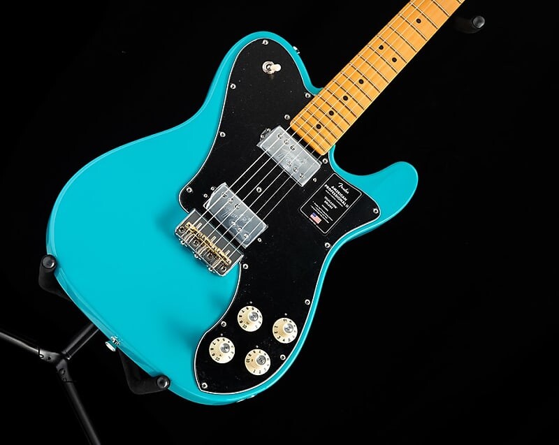

Fender American Professional II Telecaster Deluxe Майами Синий American Professional II Telecaster Deluxe with Maple Fretboard