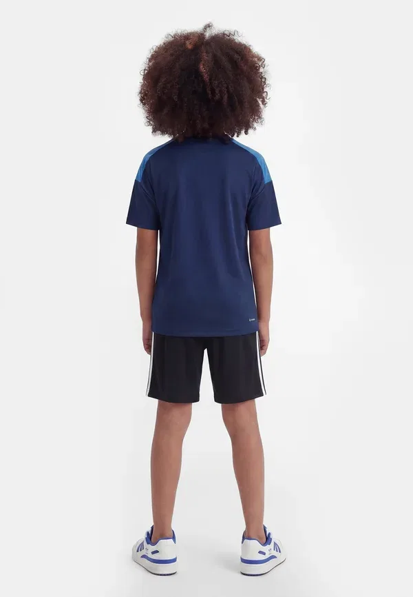 Футболка Tiro Essential для детей унисекс Adidas Performance, белый/темно-синий — фото 2