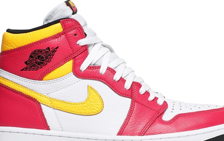 Кроссовки Air Jordan 1 Retro High OG Light Fusion Red, красный — фото 2
