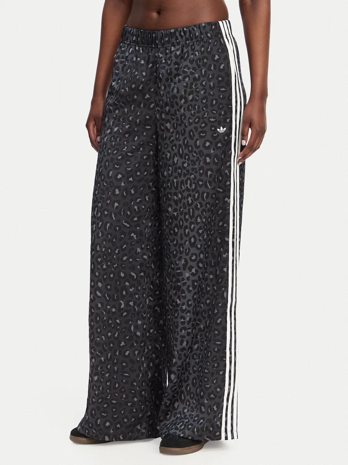 Женские спортивные штаны с широкими штанинами Satin Adidas, серый