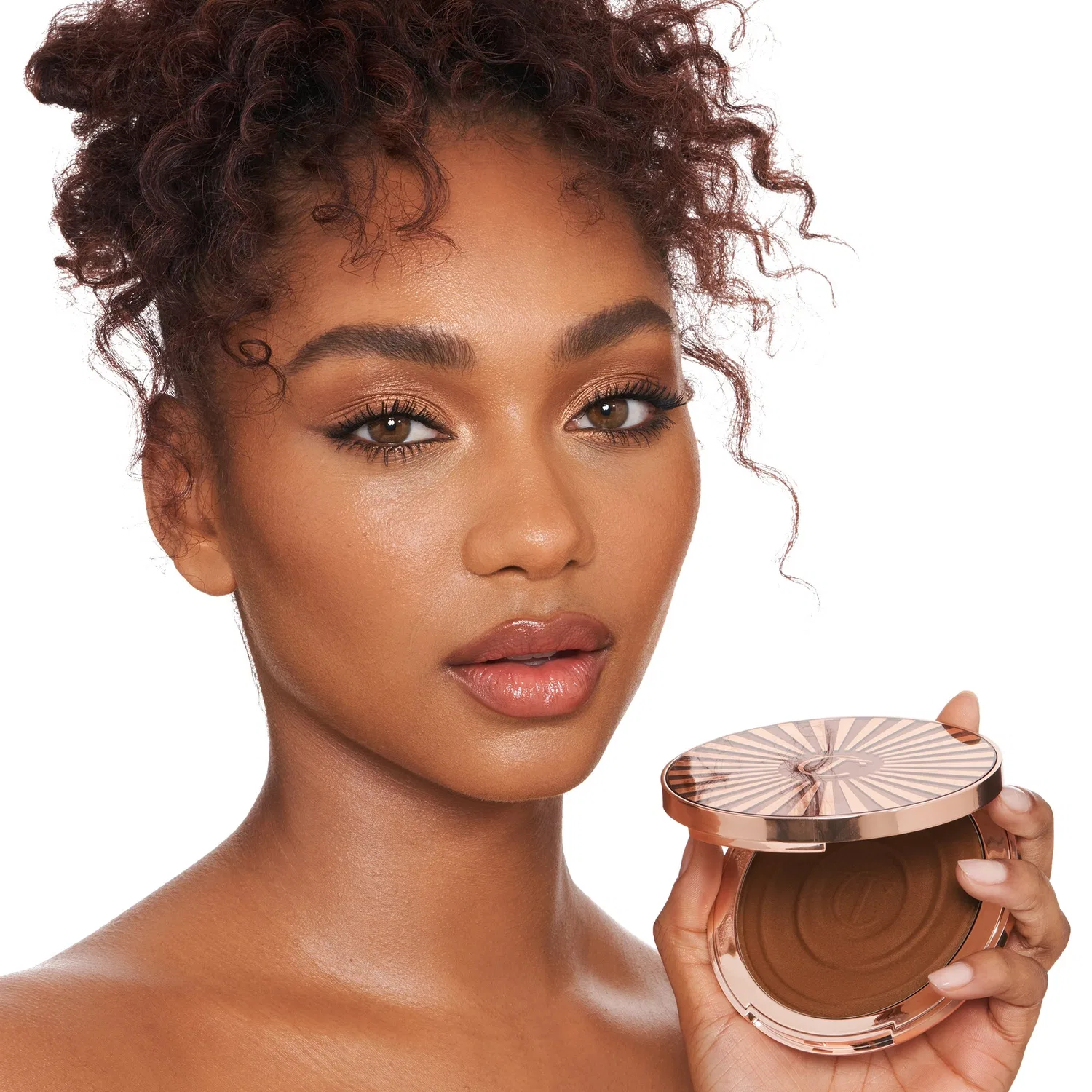 Кремовый бронзер с сиянием Beautiful Skin Sun-Kissed Glow Bronzer, Charlotte Tilbury, Tan — фото 2