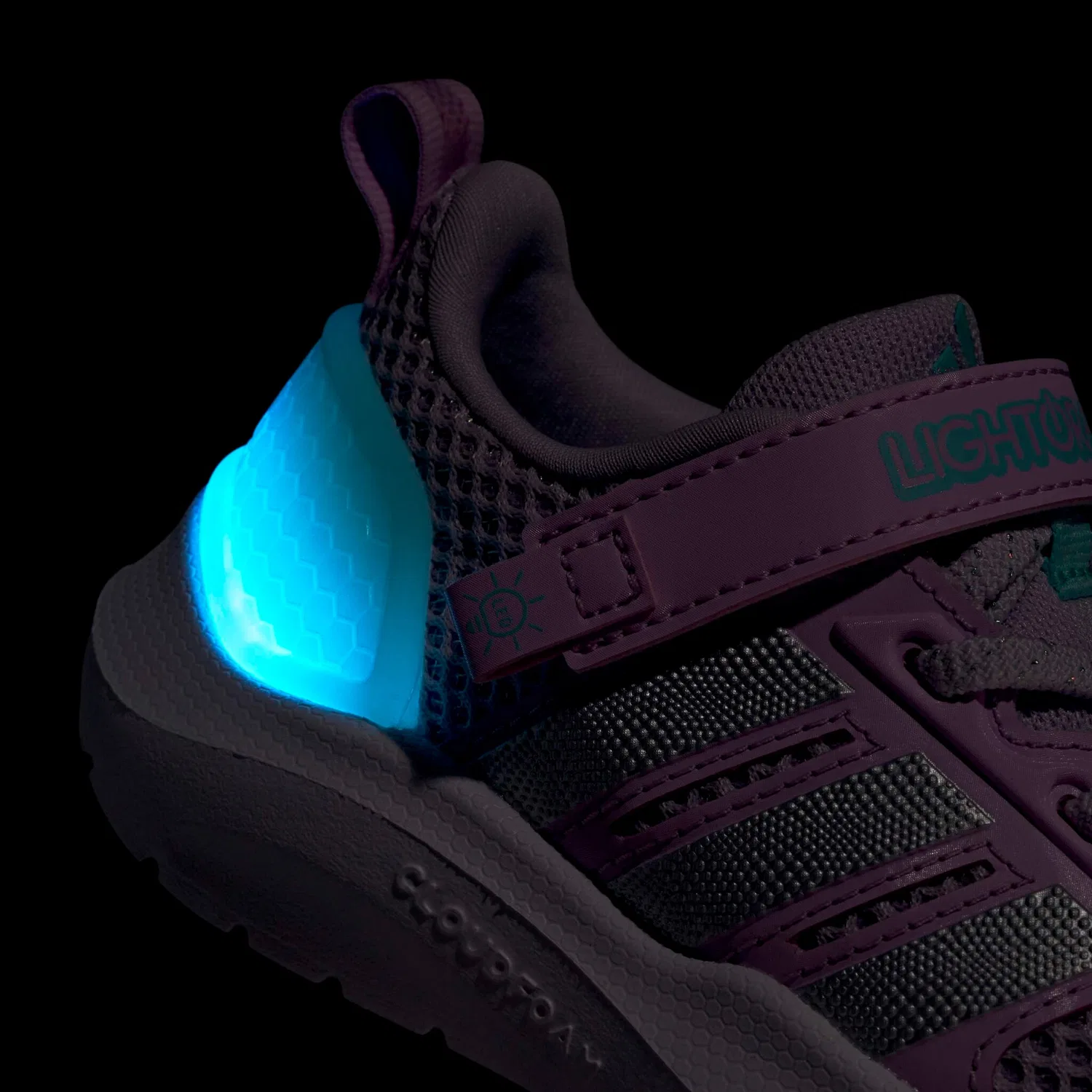 Детские кроссовки со светодиодной подсветкой Adidas Sportswear, Ice Lavender/Silver Metallic/Flash Aqua — фото 4