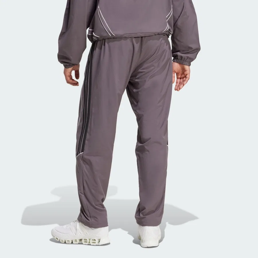 Спортивные брюки свободного кроя с принтом Teamgeist Adicolor adidas, Черно-белый — фото 2