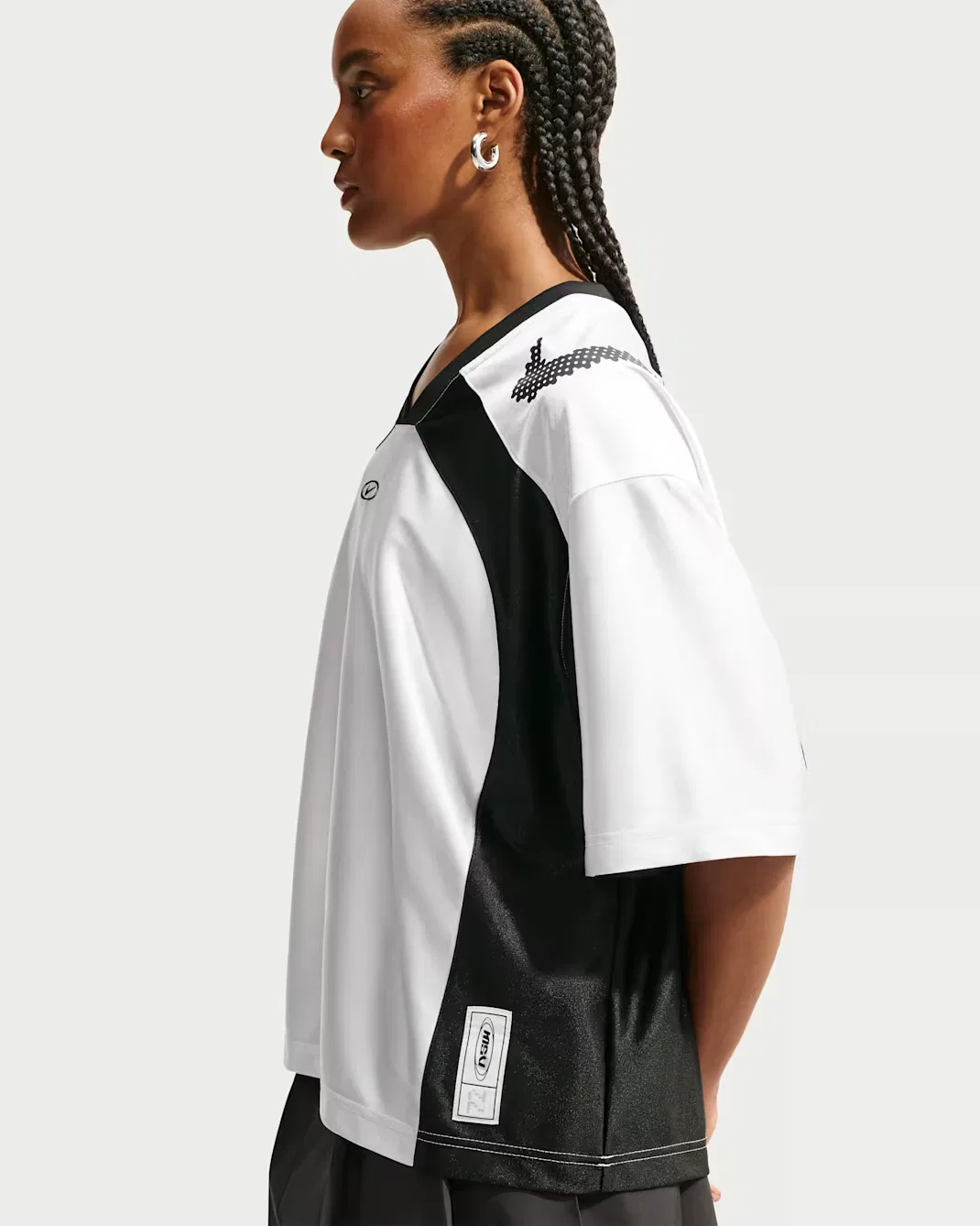 Женская футболка оверсайз Nike Sportswear, White/Black/Black/Black — фото 2