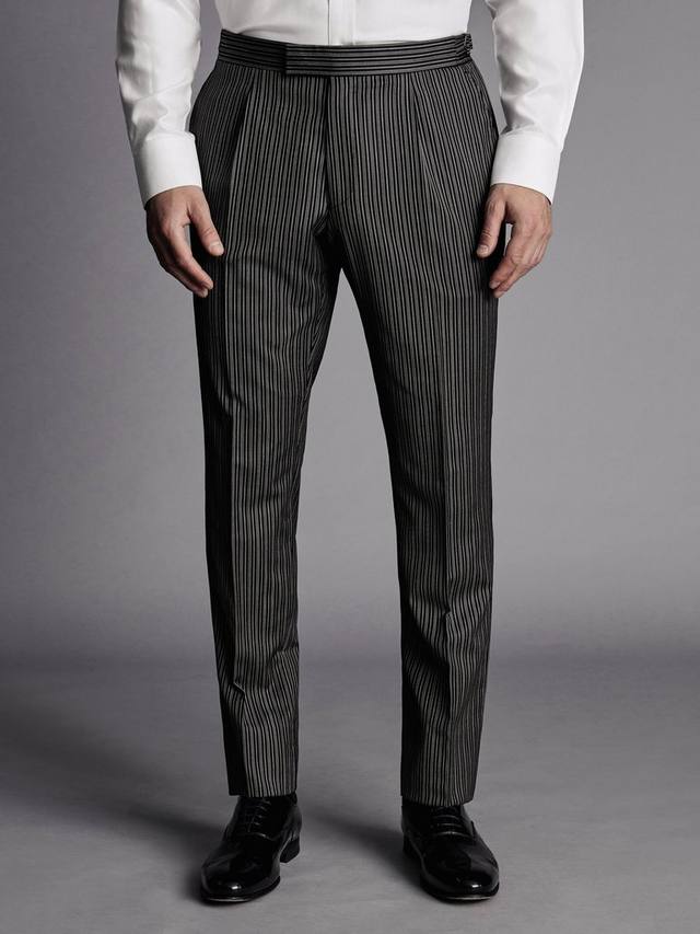 

Облегающие брюки от костюма в утреннюю полоску Charles Tyrwhitt, черный