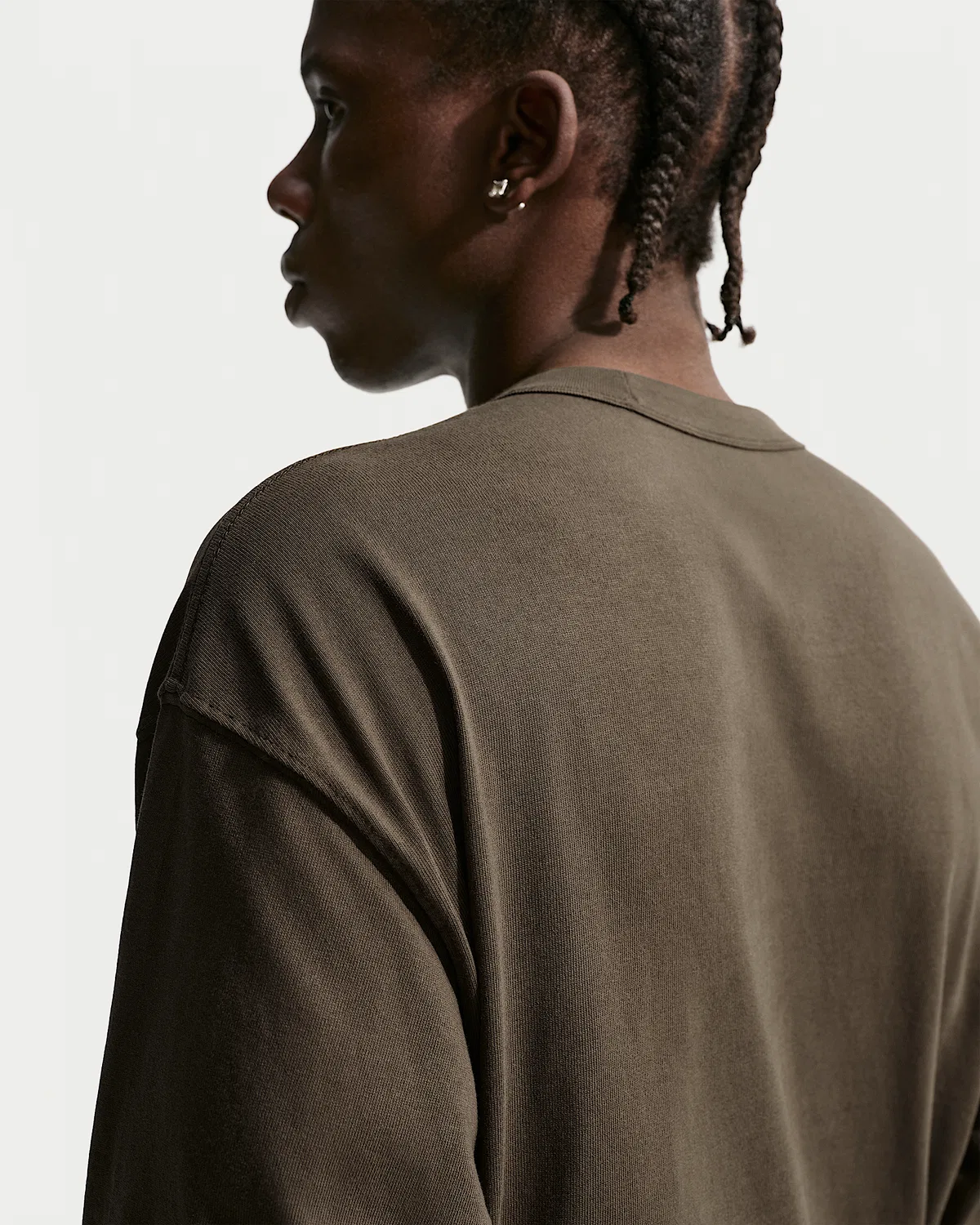 Мужская футболка с длинным рукавом Nike Sportswear Premium Essentials, Dark Hazel — фото 2