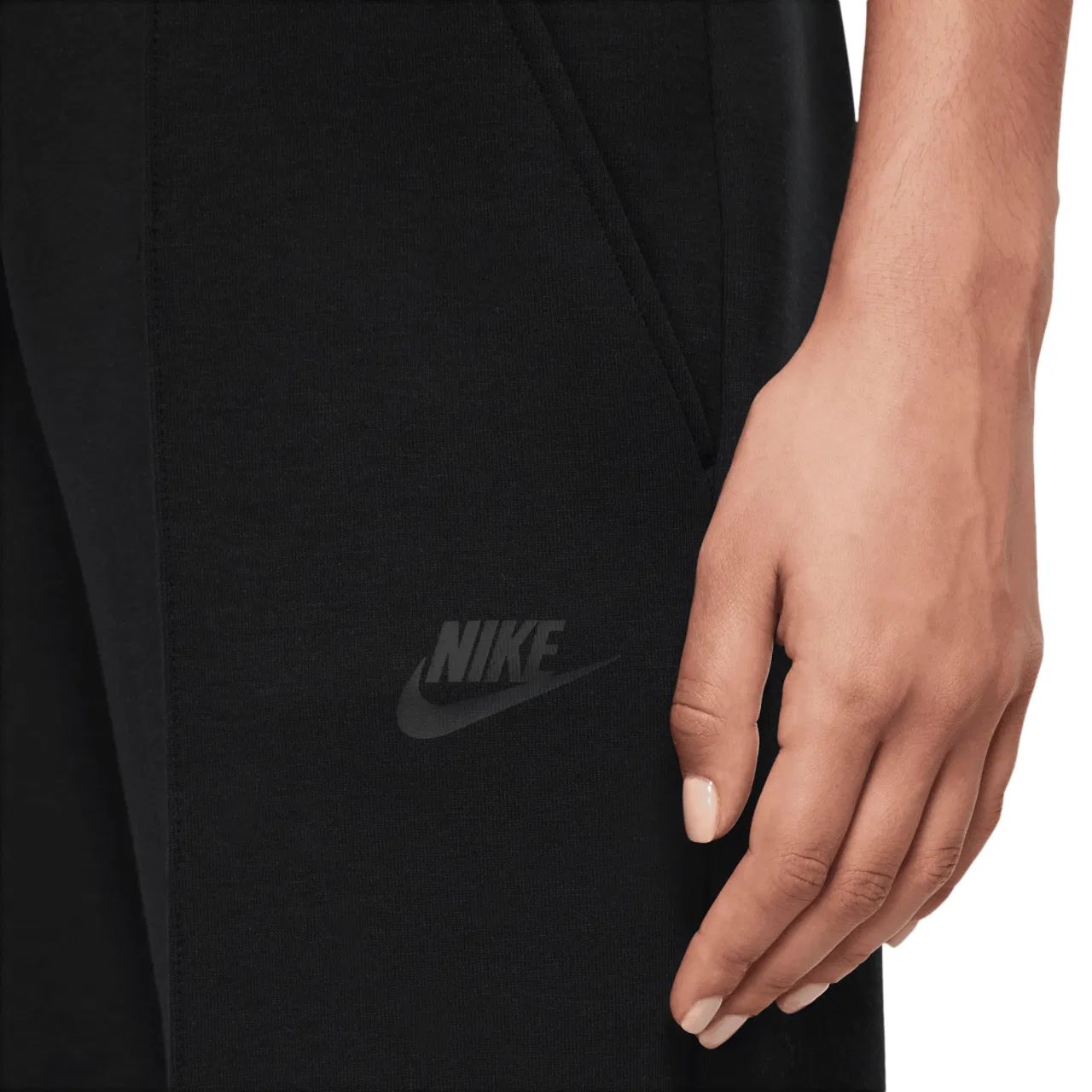Женские джоггеры Tech Fleece Nike, черный — фото 4