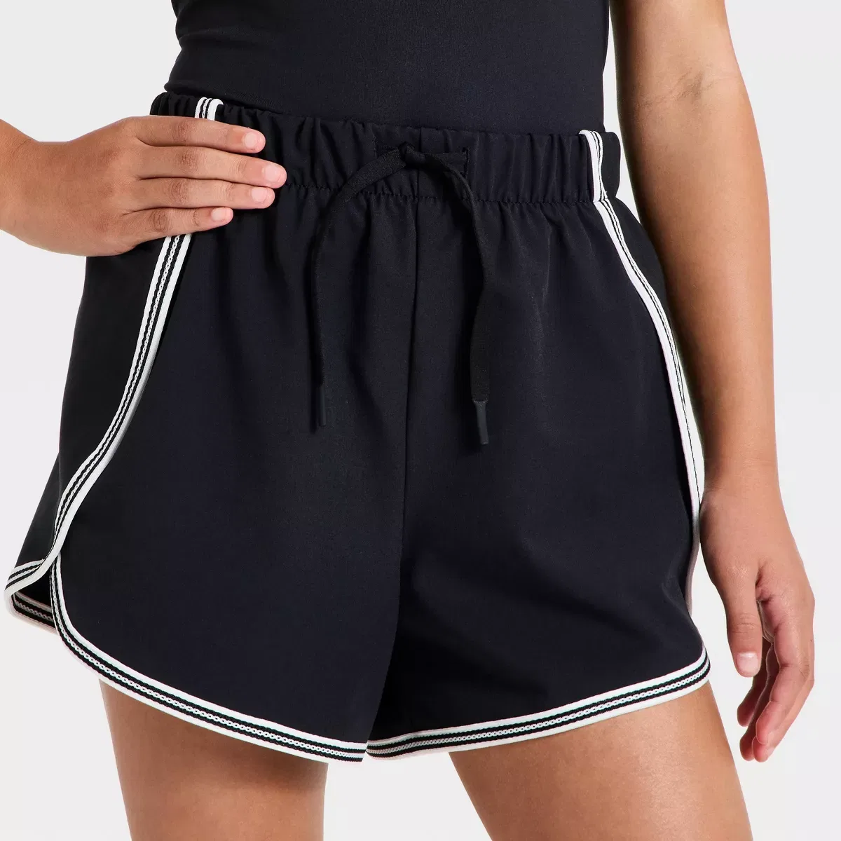 Детские шорты для девочек с защитой UPF 50+ Pop Trim Active Shorts KIDS PERFORMANCE, Black — фото 3
