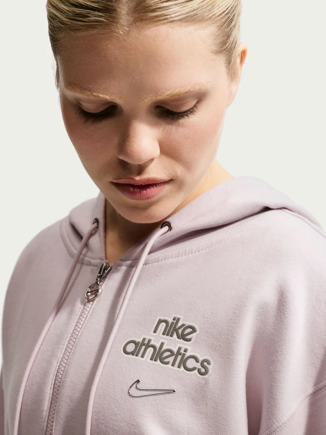 Толстовка с капюшоном Nike Bubble Hem Logo, фиолетовый — фото 3