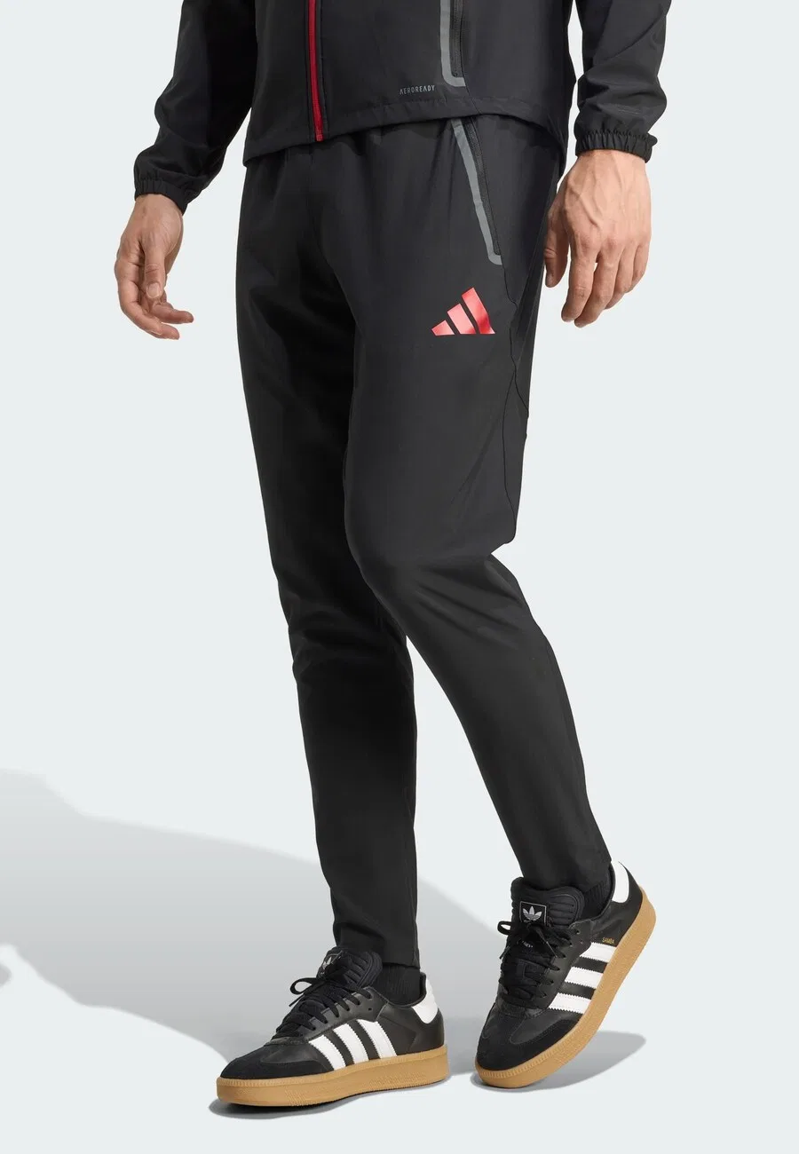 Спортивные брюки ADIDAS PERFORMANCE Slim fit 'Liverpool FC Tiro 25 Competition' черного цвета — фото 2