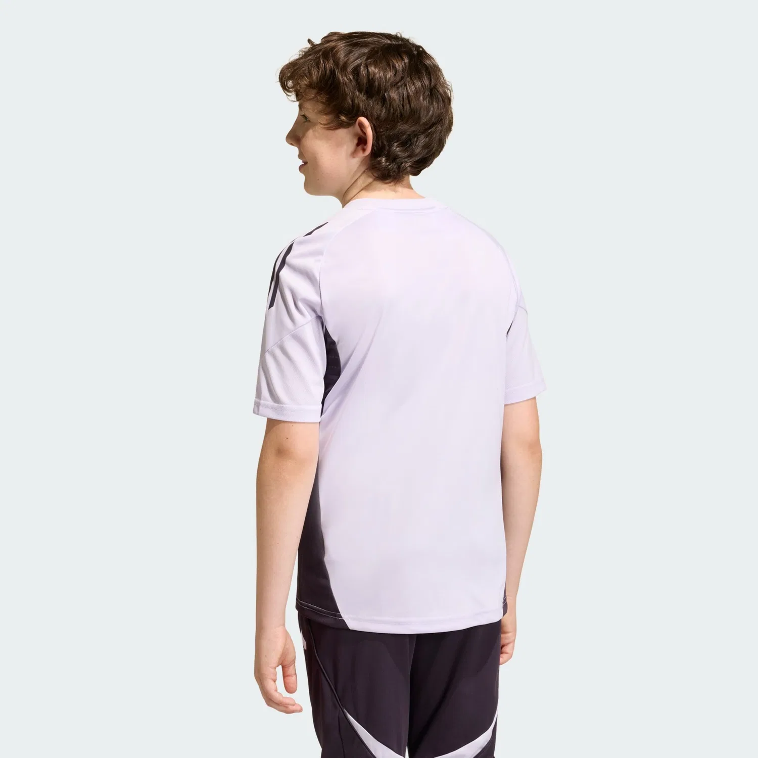 Спортивная футболка Adidas Performance фиолетового цвета — фото 4