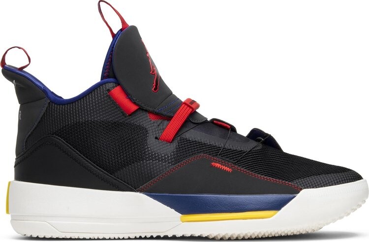 

Кроссовки Air Jordan 33 Tech Pack, черный