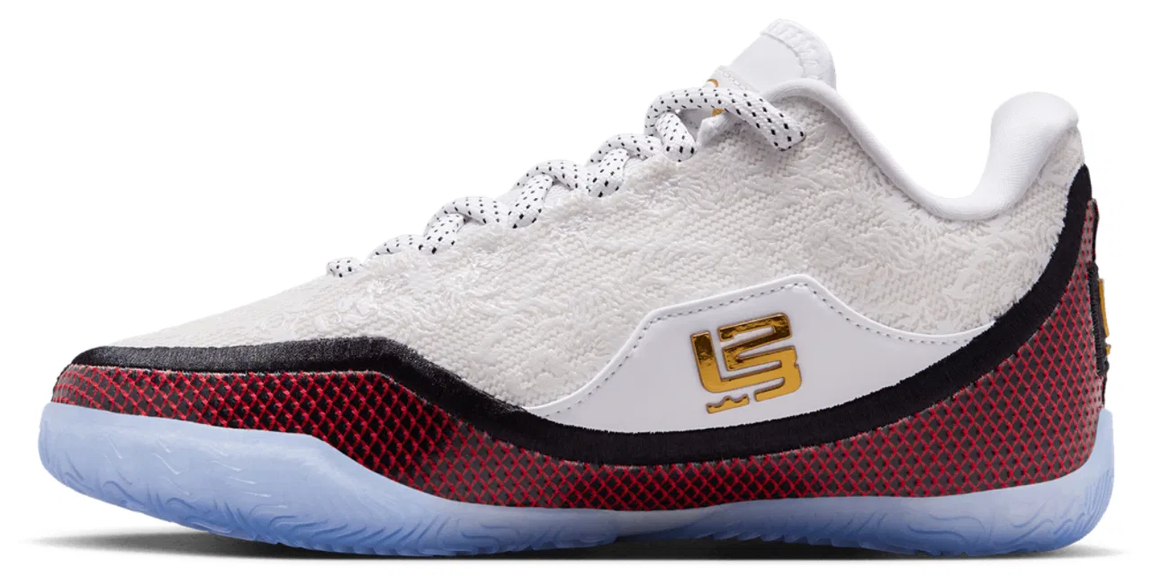 Мужские кроссовки LeBron XXIII Nike, цвет University Red/White/Metallic Gold — фото 2