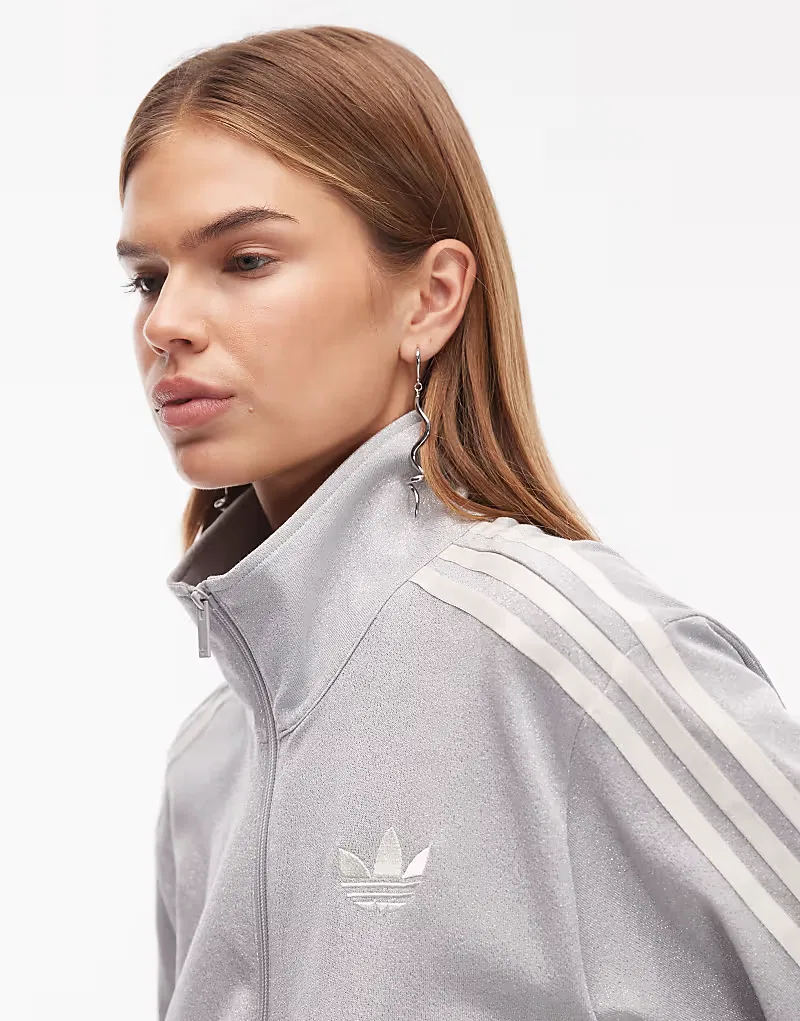 Легкая спортивная куртка Adidas Originals Disco Firebird с серебристыми блестками — фото 2