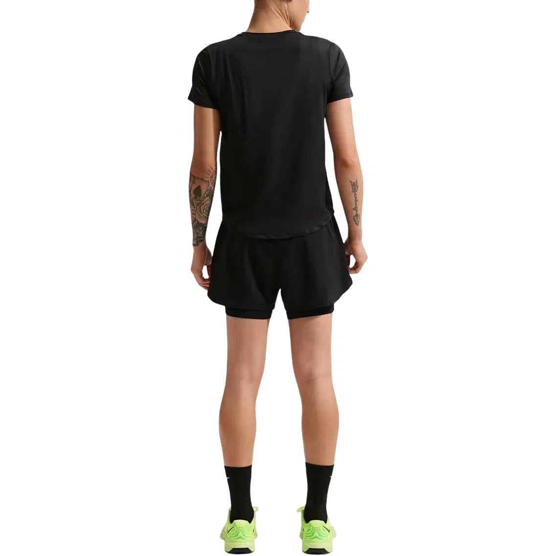Женская футболка One Classic Dri-FIT T-Shirt 'Black White' Nike, Black/White — фото 3