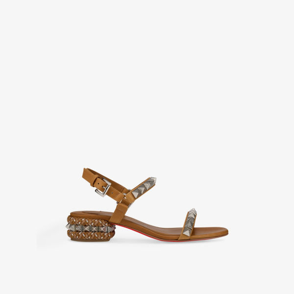 Босоножки Christian Louboutin Пирасант на каблуке с декоративными шипами, коричневый