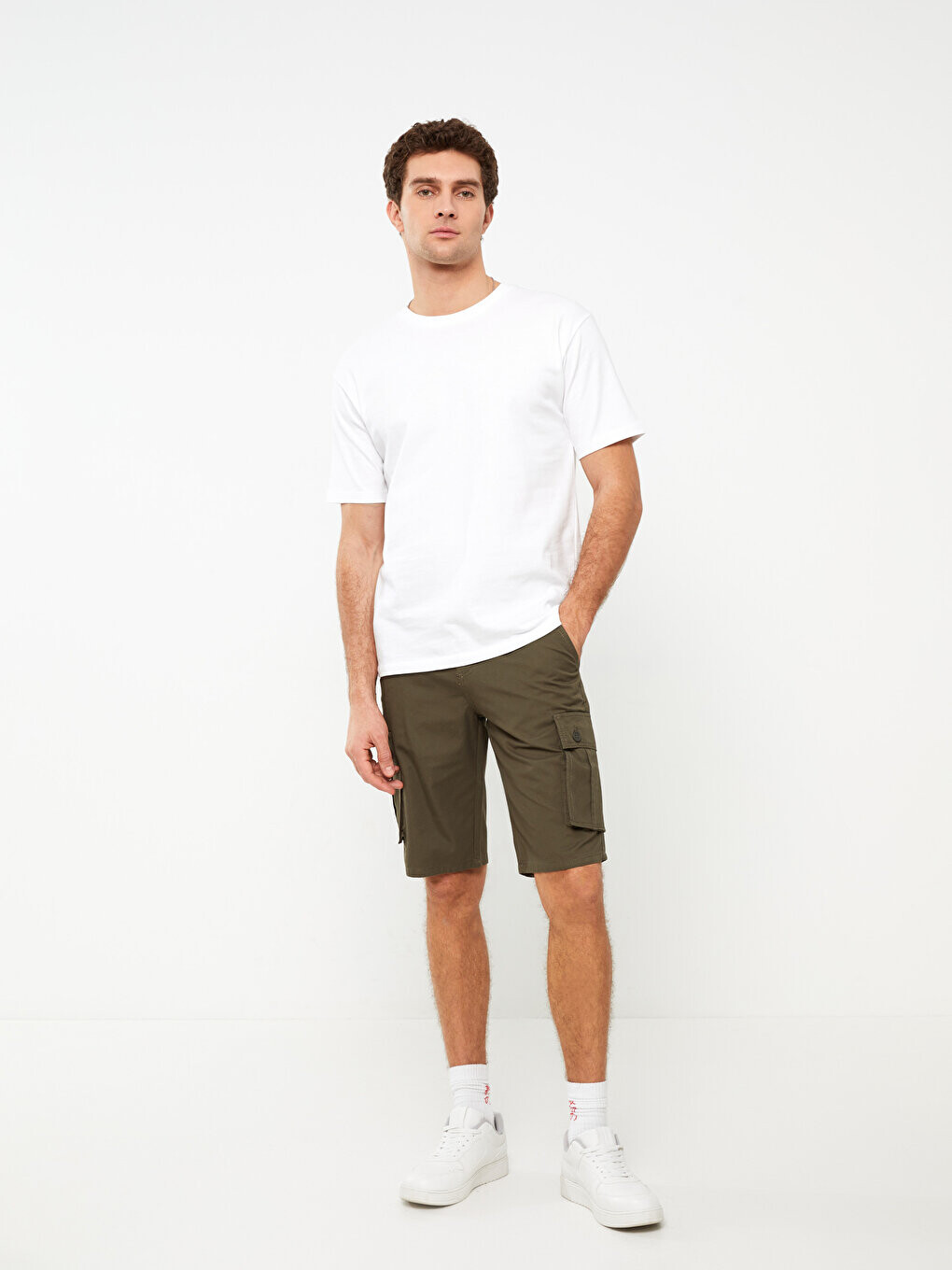 

Мужские шорты-бермуды стандартного кроя LCW Casual, хаки