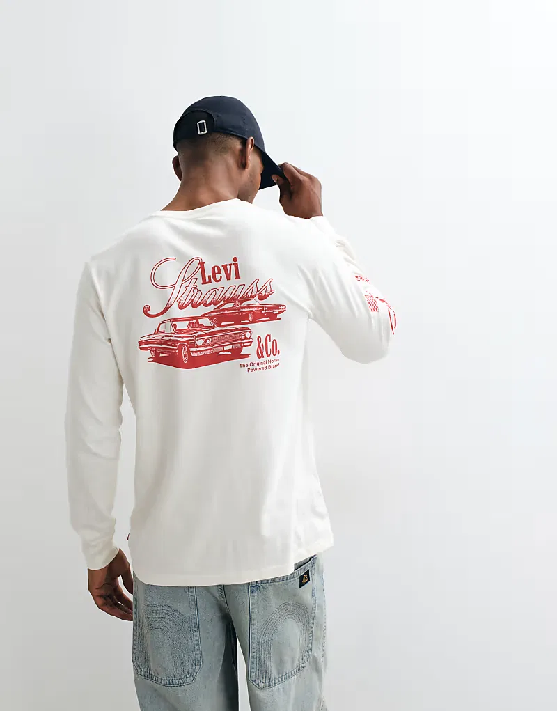 Футболка Levi's свободного кроя с принтом на спине, белая