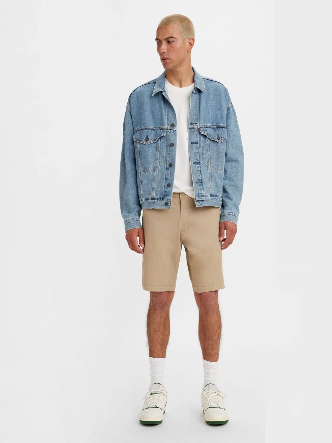 Зауженные шорты чинос Levi's True Chino Sand Cream XX — фото 3