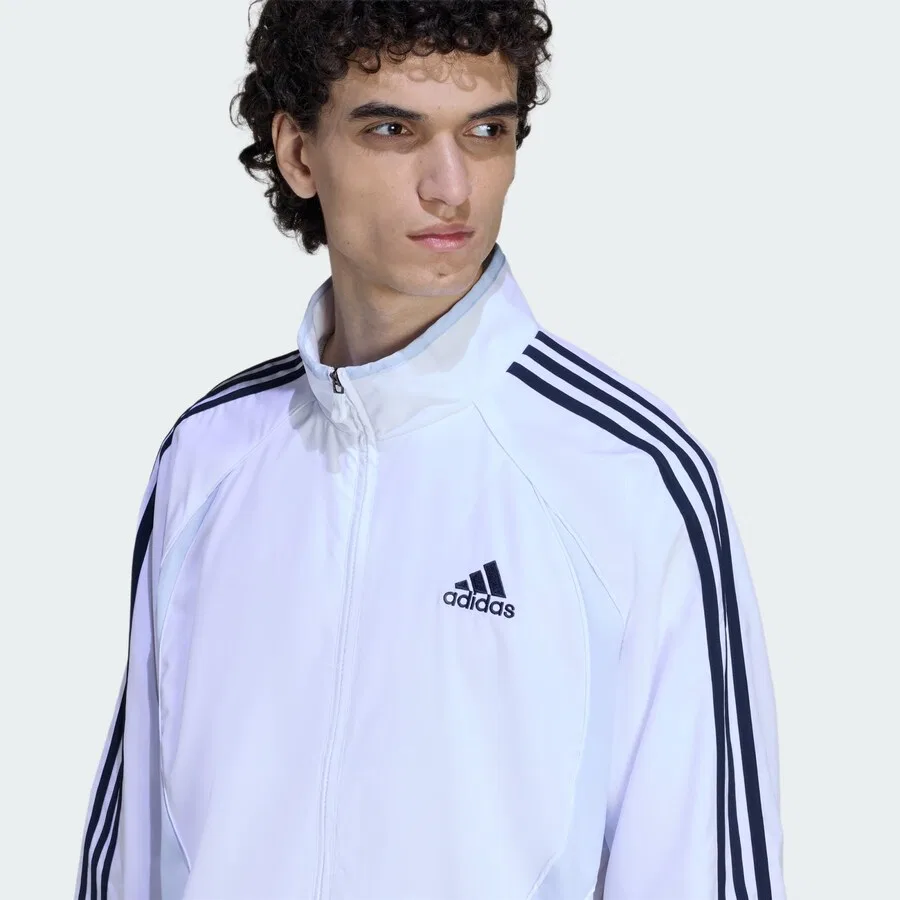 Межсезонная куртка ADIDAS ORIGINALS 'Teamgeist Adicolor Originals' голубого цвета — фото 4