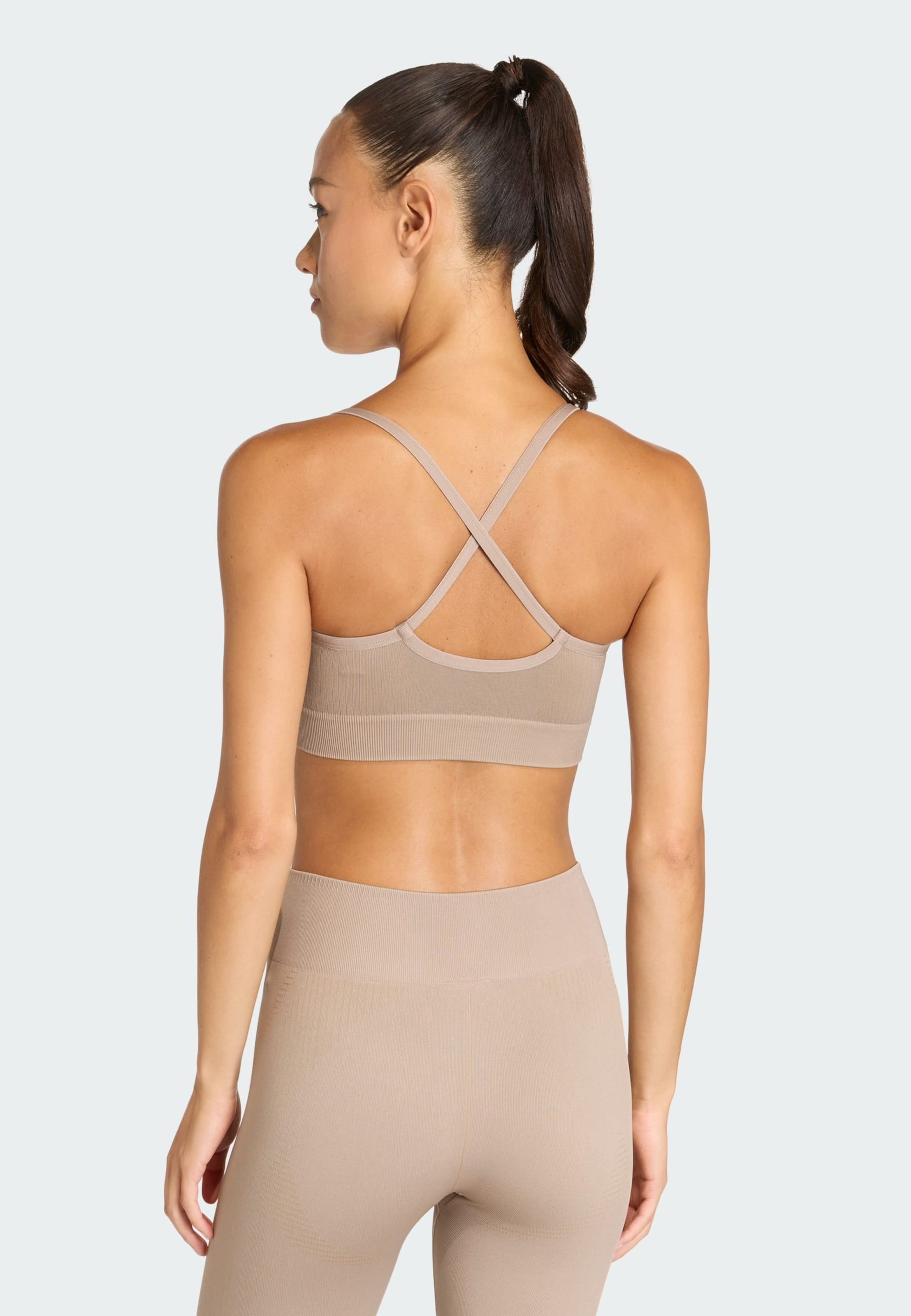 Adidas Performance Спортивный бюстгальтер-бралетт 'Essentials' в цвете капучино — фото 4