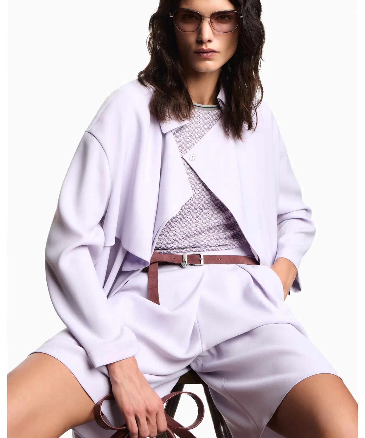 Женское пальто-тренч с асимметричным кроем, модель Techno Caddy EMPORIO ARMANI, Лиловый — фото 2