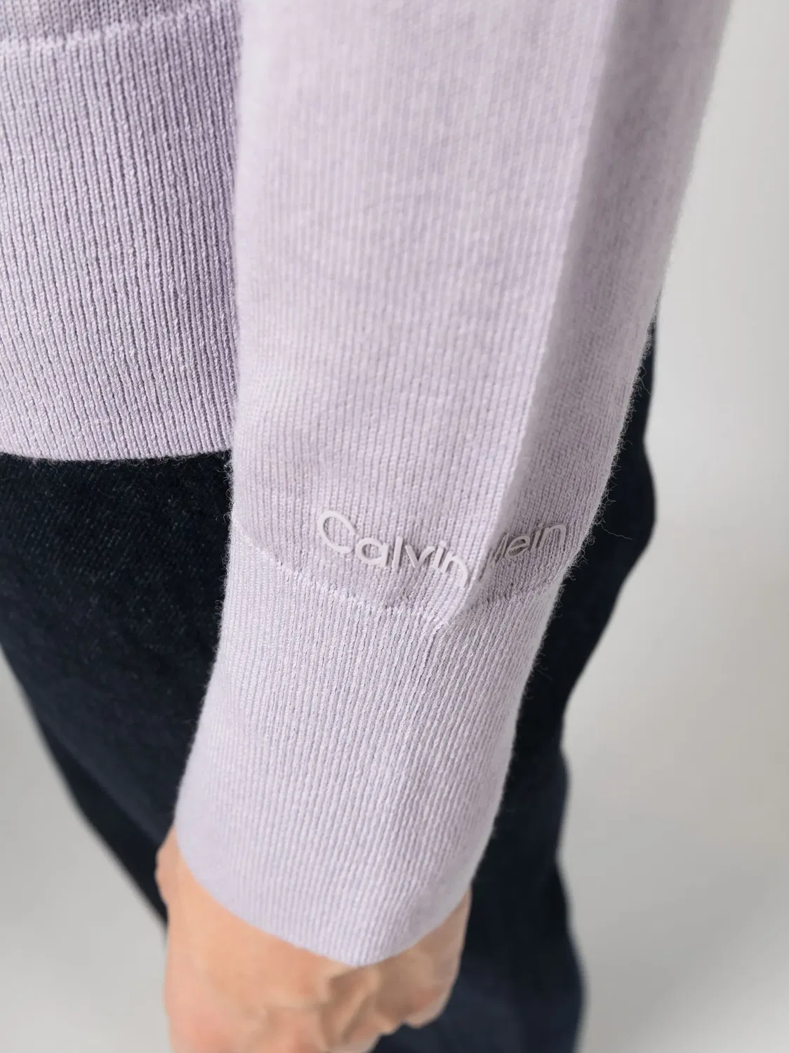 Джемпер из тонкой шерсти Calvin Klein, светло-фиолетовый — фото 2